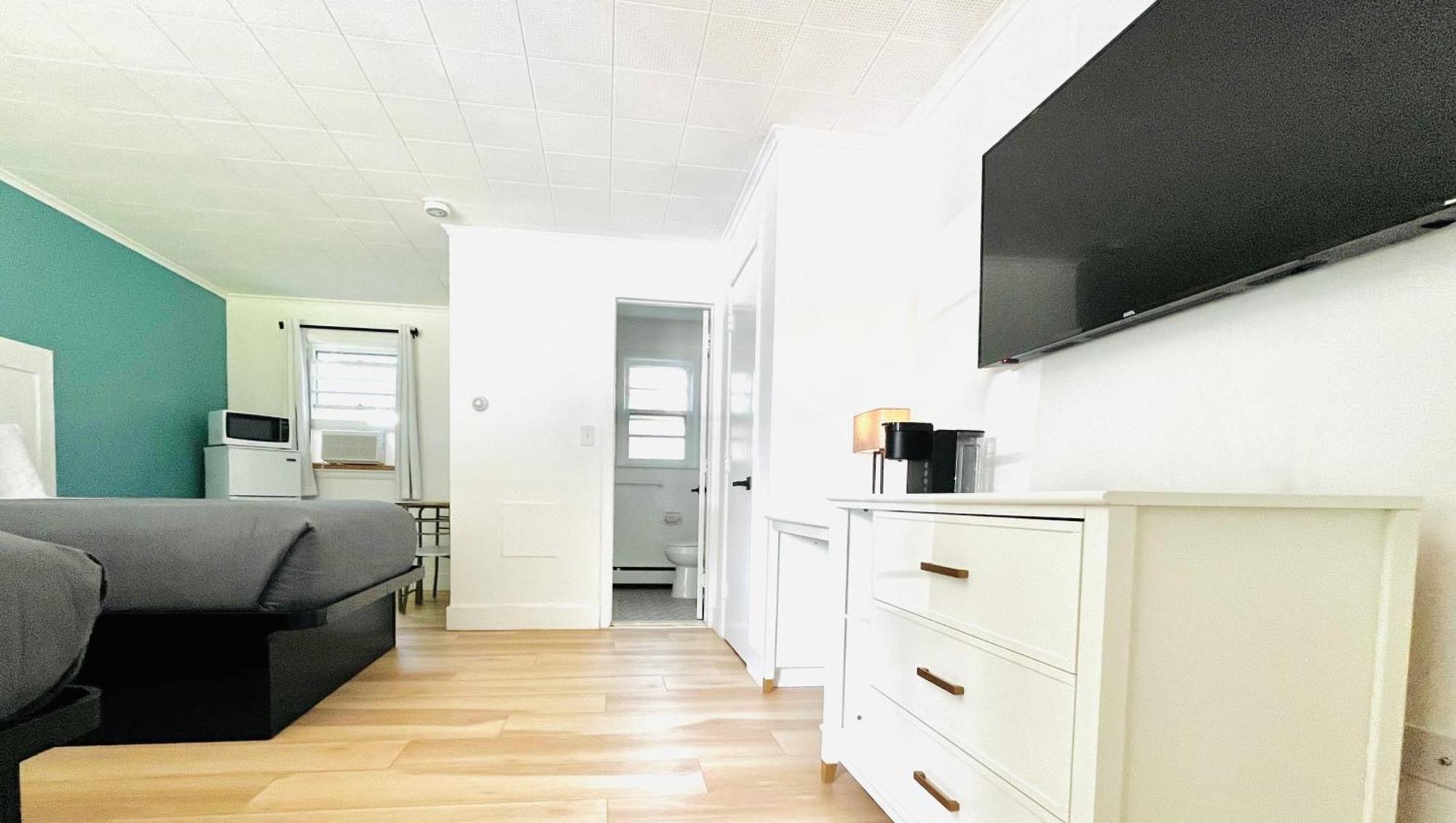 Motel Luzerne Lake Luzerne Экстерьер фото