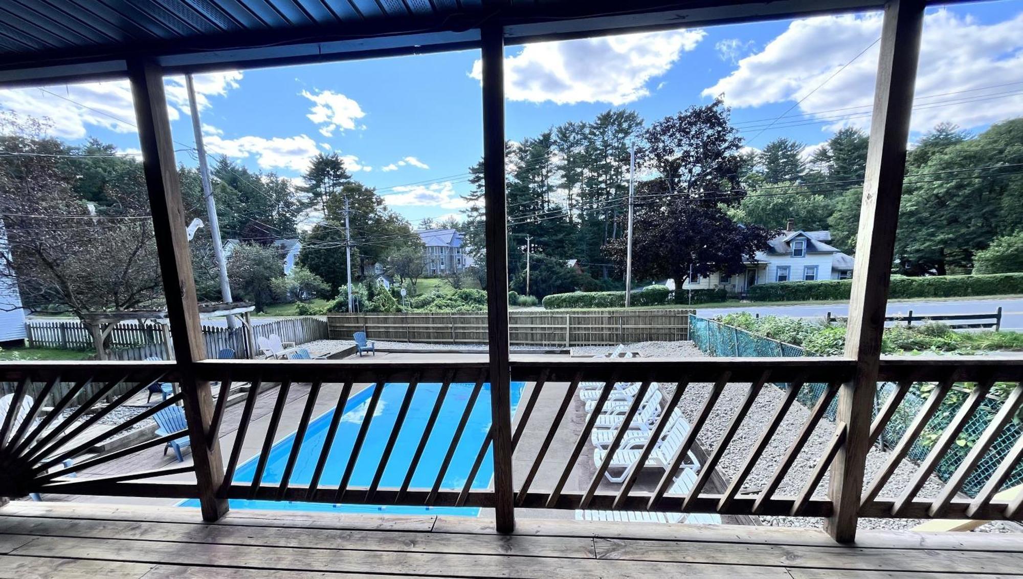 Motel Luzerne Lake Luzerne Экстерьер фото